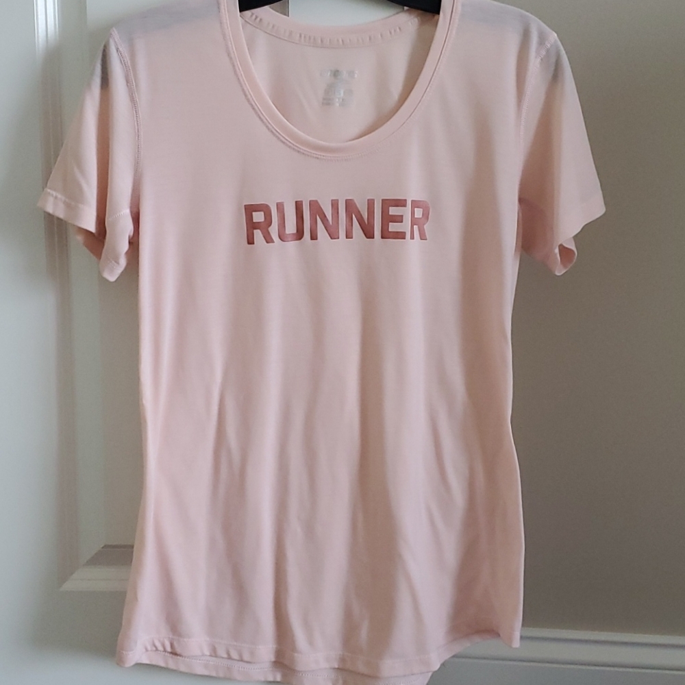 Brooks Distance Tee